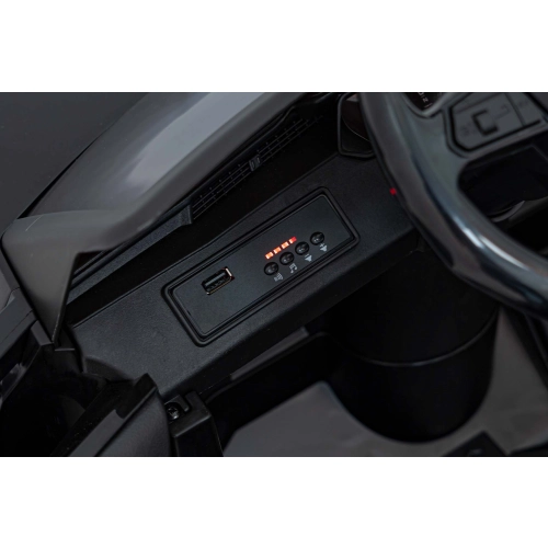 Autko na akumulator dla dzieci Audi SQ8 Czarny BRD-2168.CZ